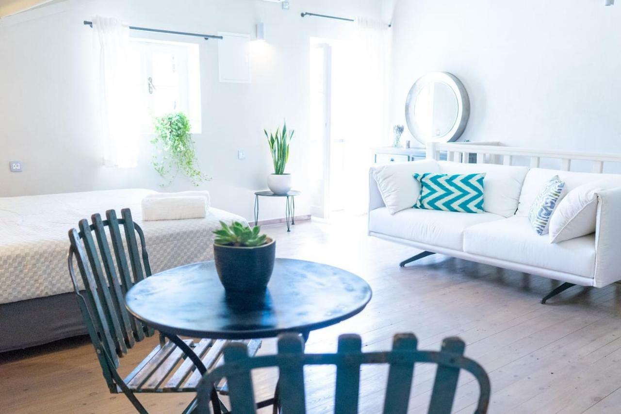Anna Maria's, Cozy In The Heart Of Fiscardo
